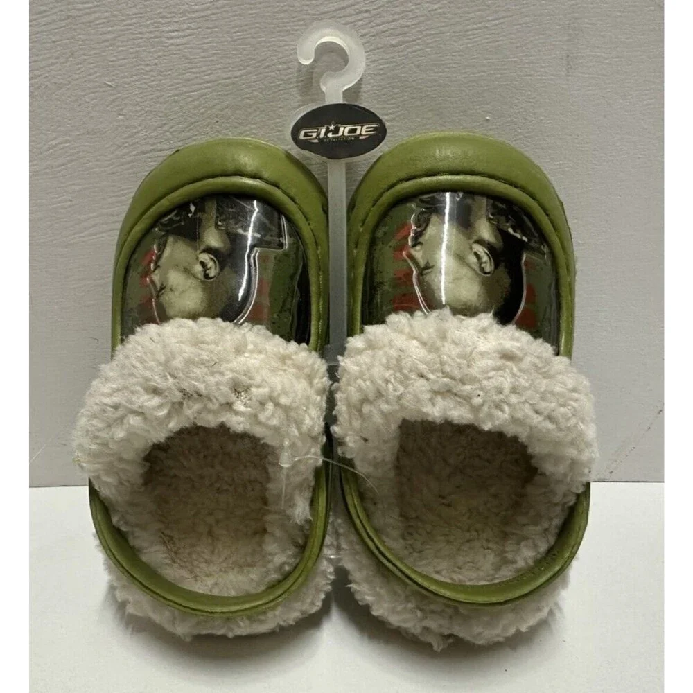 GIJOE toddler size 5/6 green clogs with faux fur lining